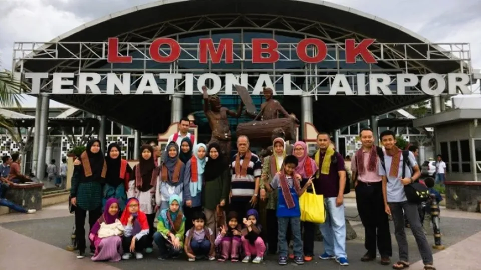 Rombongan gathering perusahaan di Lombok menggunakan jasa Lombok Travelmate