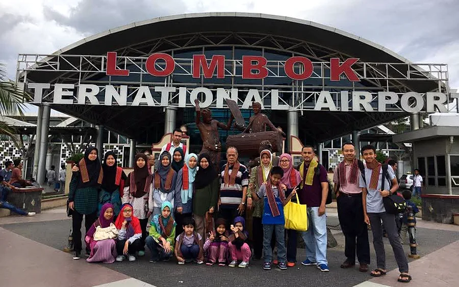 Rombongan tamu Lombok Travelmate di Bandara Internasional Lombok