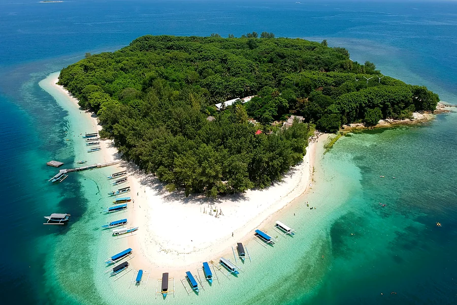 Gili Nanggu dari udara, Paket Tour Lombok 3 Hari 2 Malam C