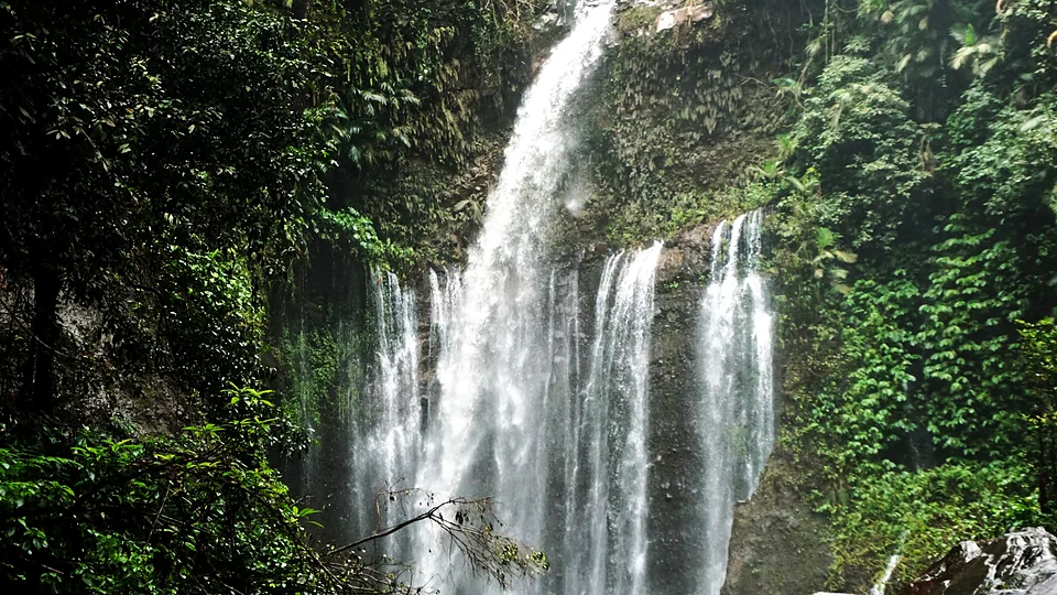 Air Terjun Tiu Kelep, Lombok Utara